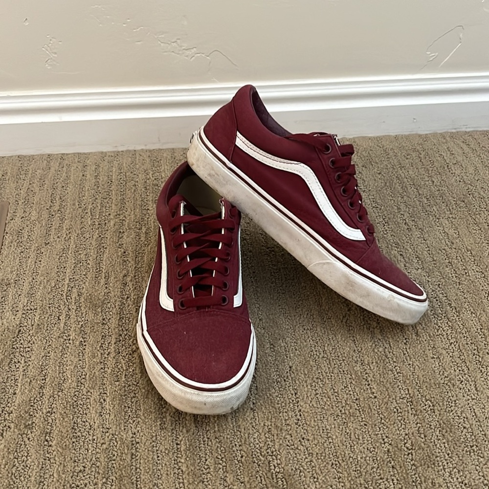 Maroon Low-Rise Vans